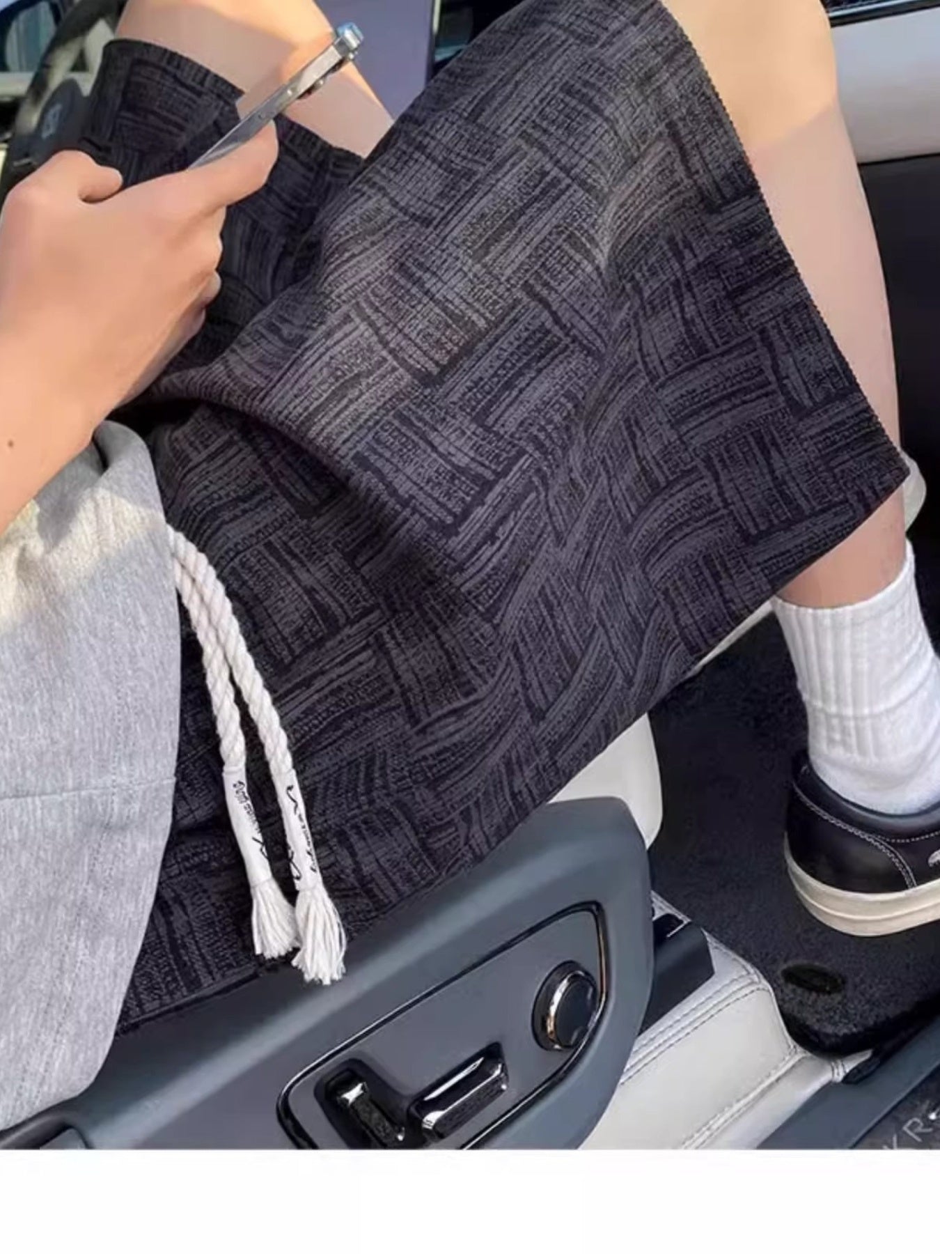 adff7e32499b47f98bb86ecae1ac0271-Max